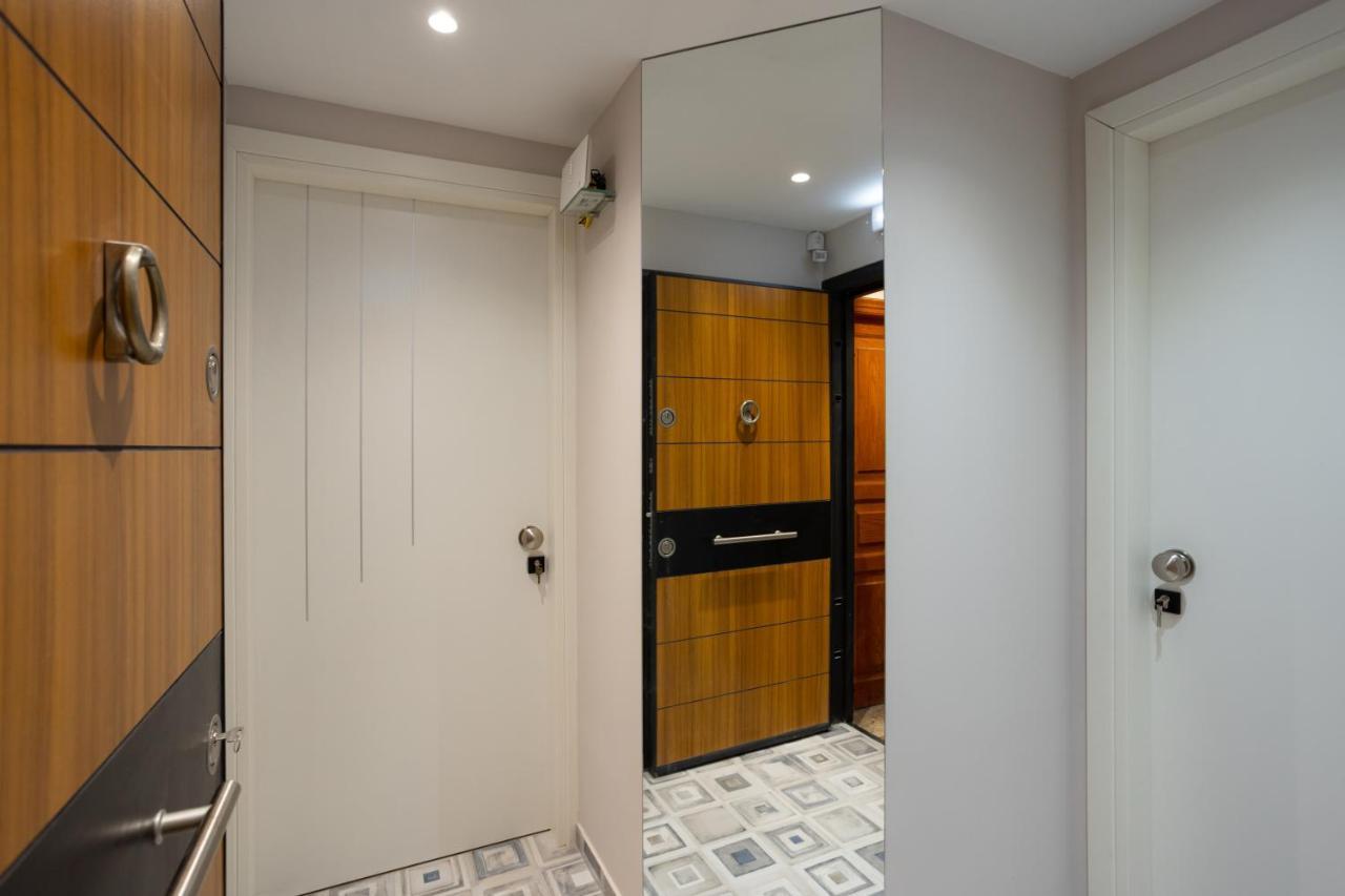 Scirocco Apartment In Corfu Center Экстерьер фото